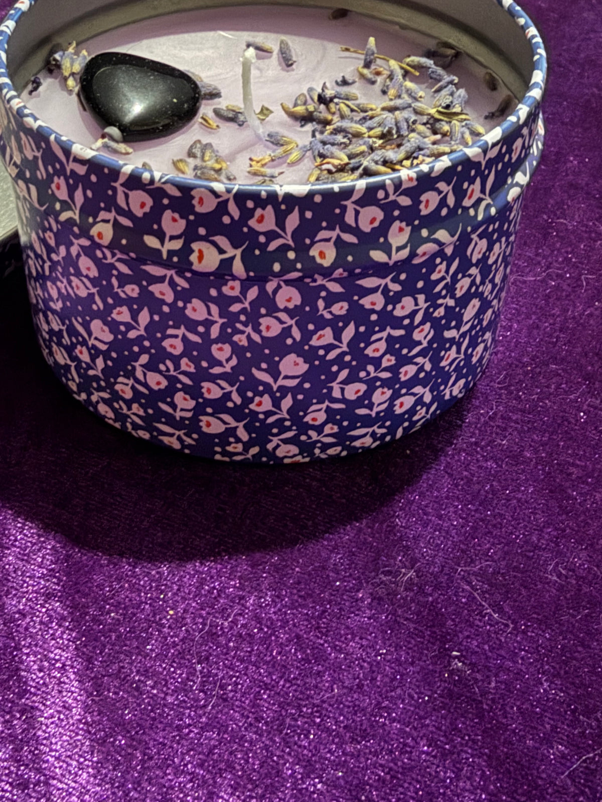 Patchouli Candle with Black Obsidian Heart