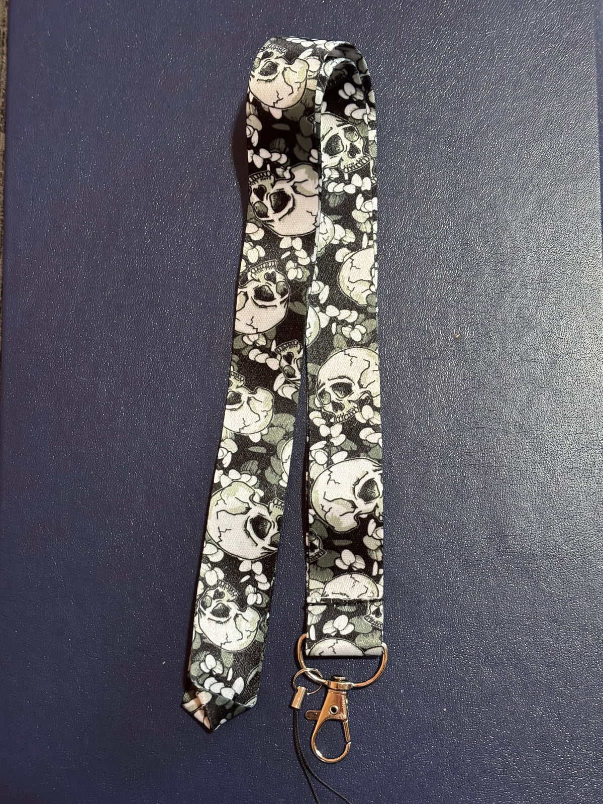 Skulls & Leaves Lanyard with Clip & Phone String