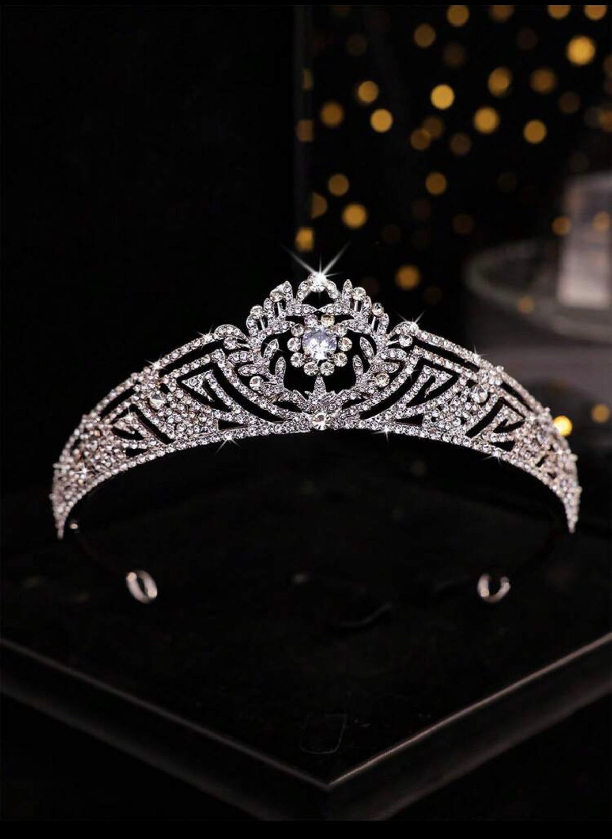 Royal Halo-Inspired Crystal Bridal Tiara
