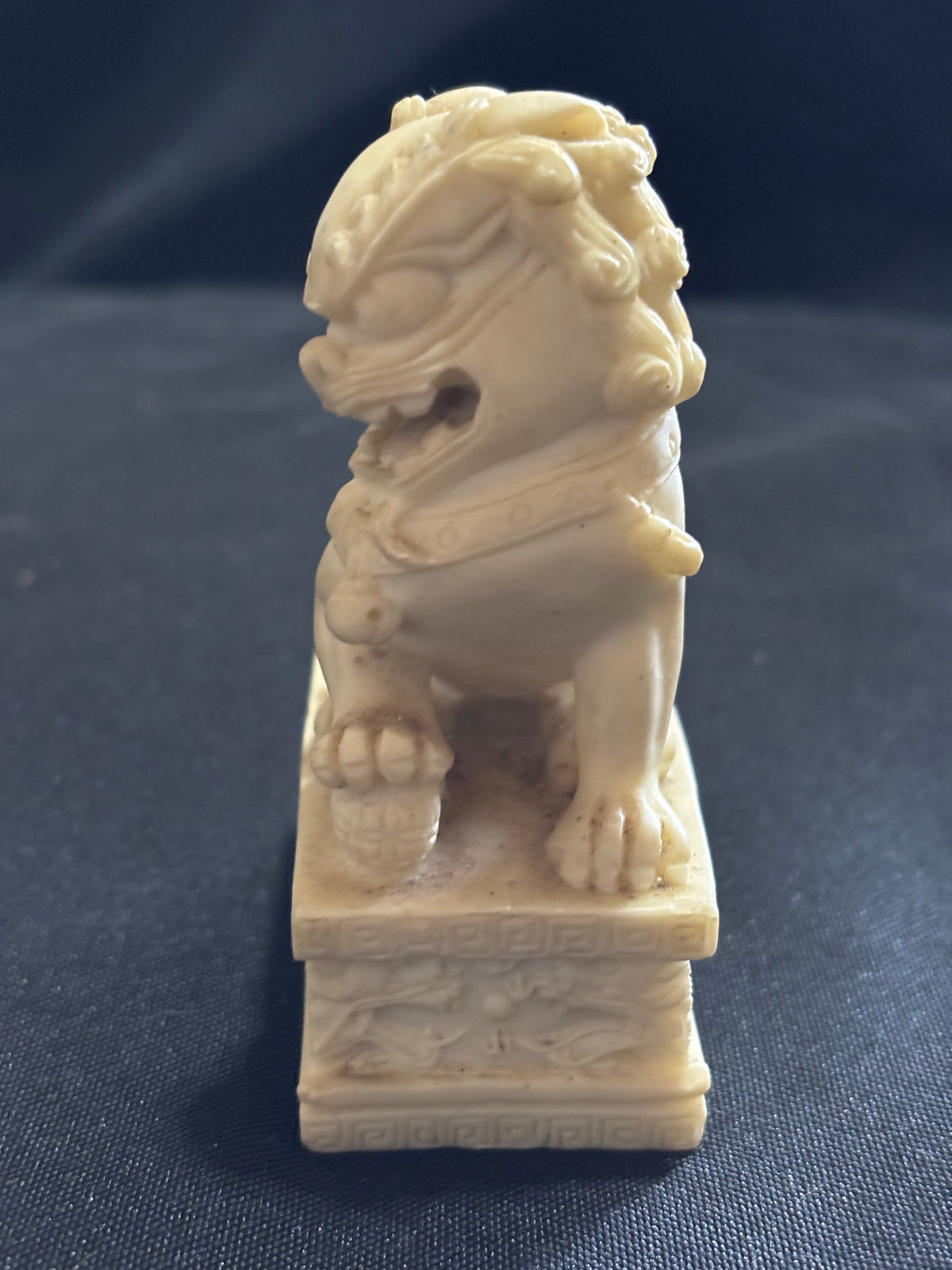 Small Vintage Chinese Carved Soapstone Foo Dog Guardian Lion