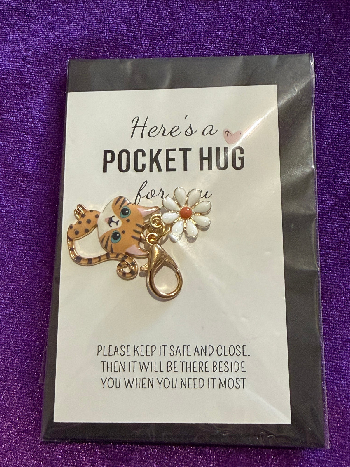 Cat Pocket Hug Clip Charm with Daisy Orange & Black Spots