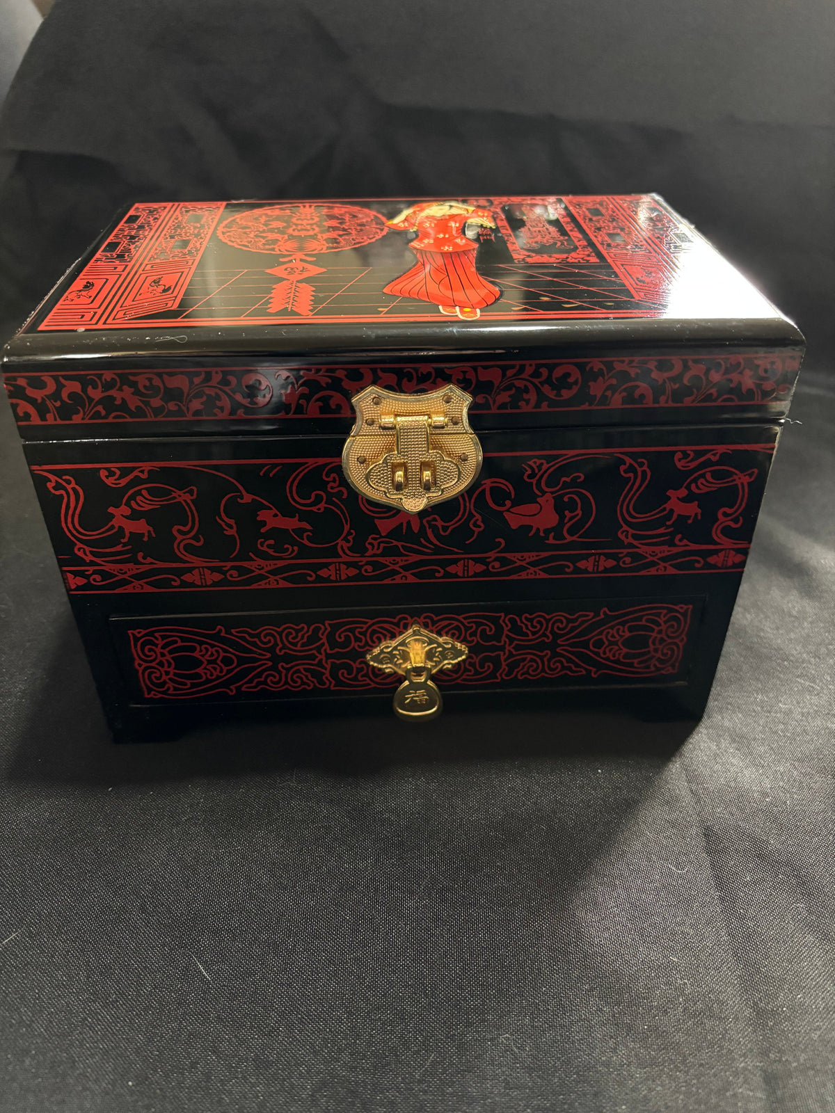 Vintage 1998 Chinese Black & Red Lacquer Jewellery Box – Hong Kong