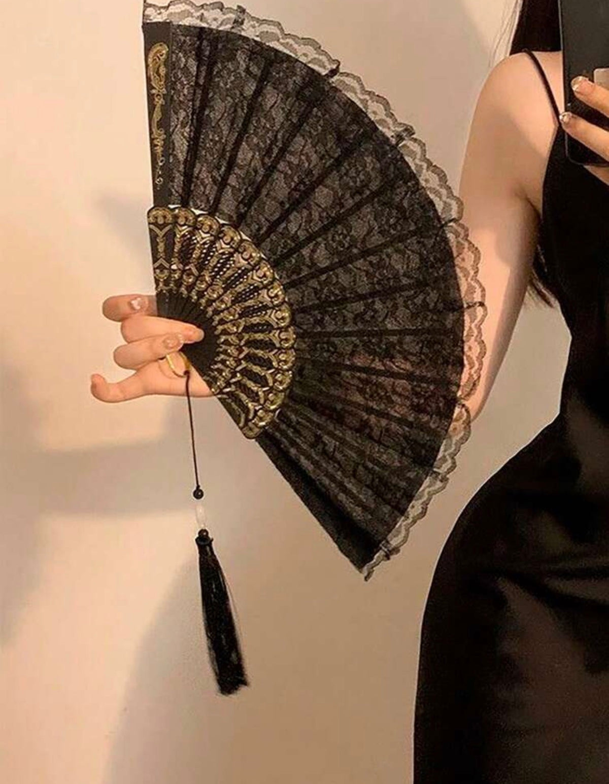 Black Gothic Lace Folding Fan