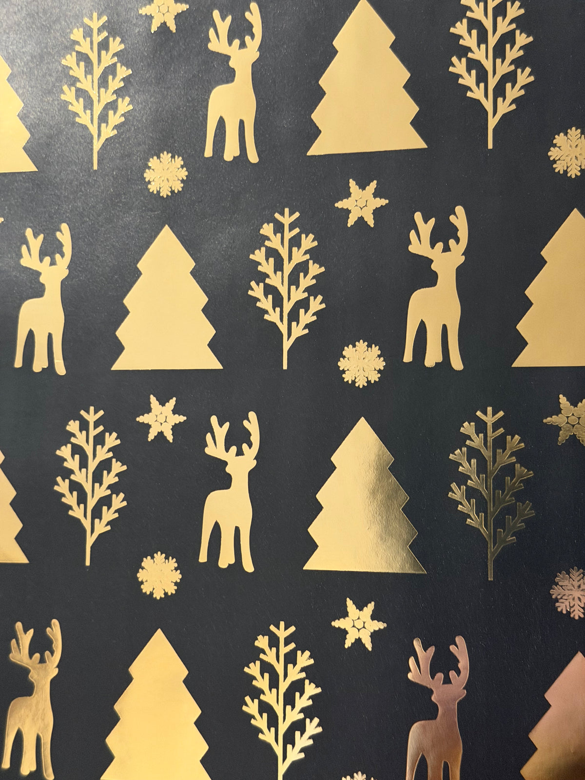 Midnight Stag — Black & Gold Premium Wrapping Paper — 2 Metre Roll