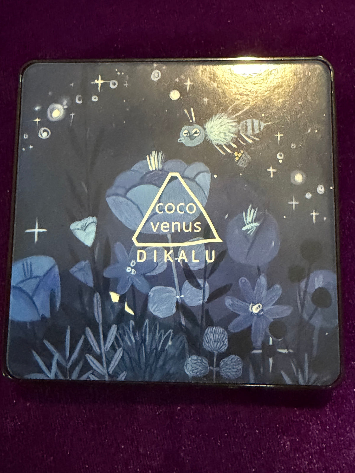 Coco Venus – 8 Shade Gothic Eyeshadow Palett