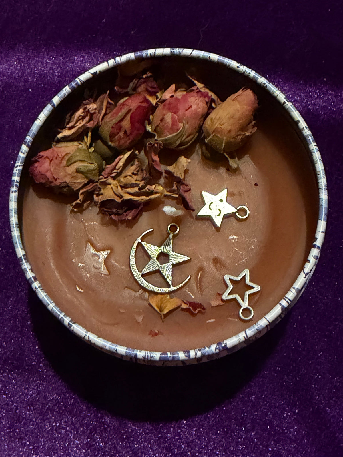 Dragon’s Blood Rose & Celestial Charm Candle