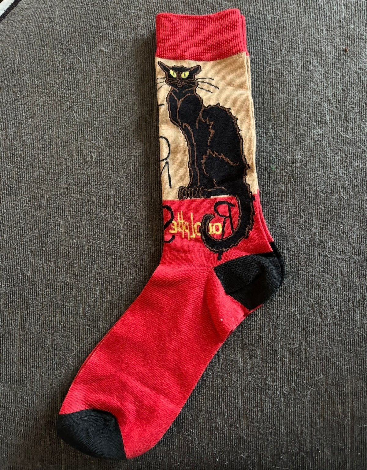 Le Chat Noir Black Cat Art Socks – Red & Cream – Up to UK Size 8