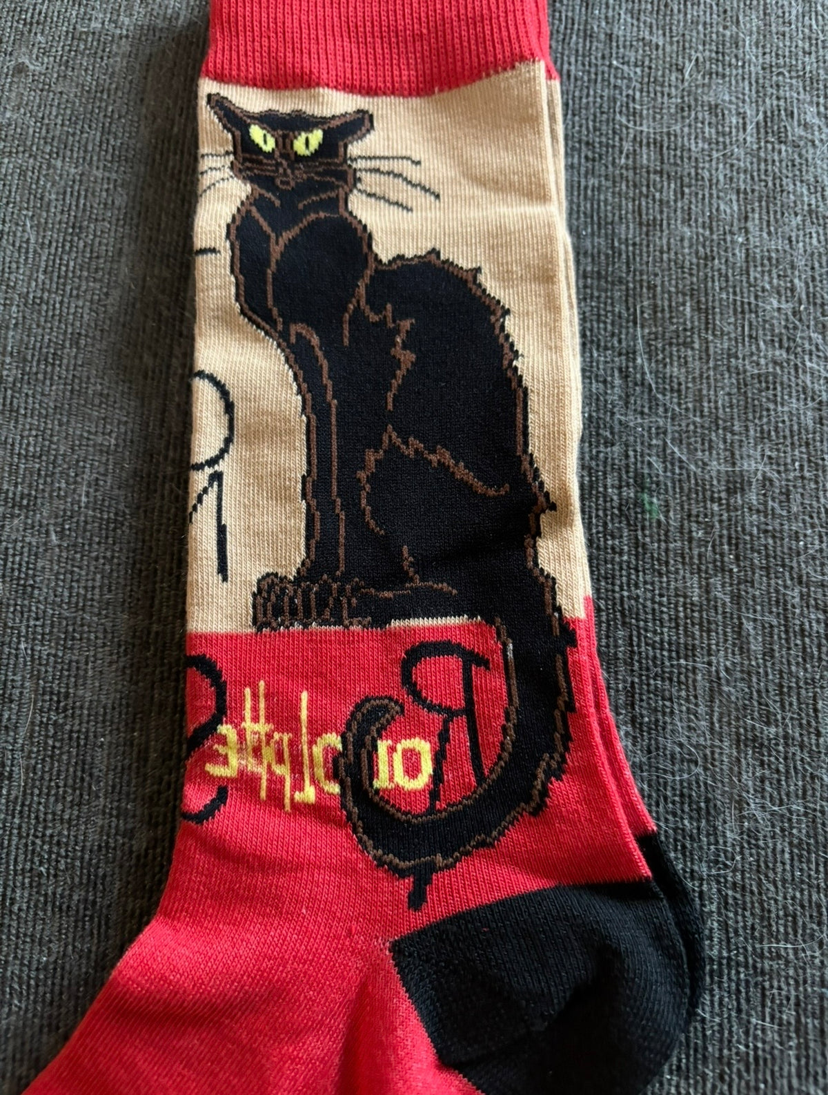 Le Chat Noir Black Cat Art Socks – Red & Cream – Up to UK Size 8