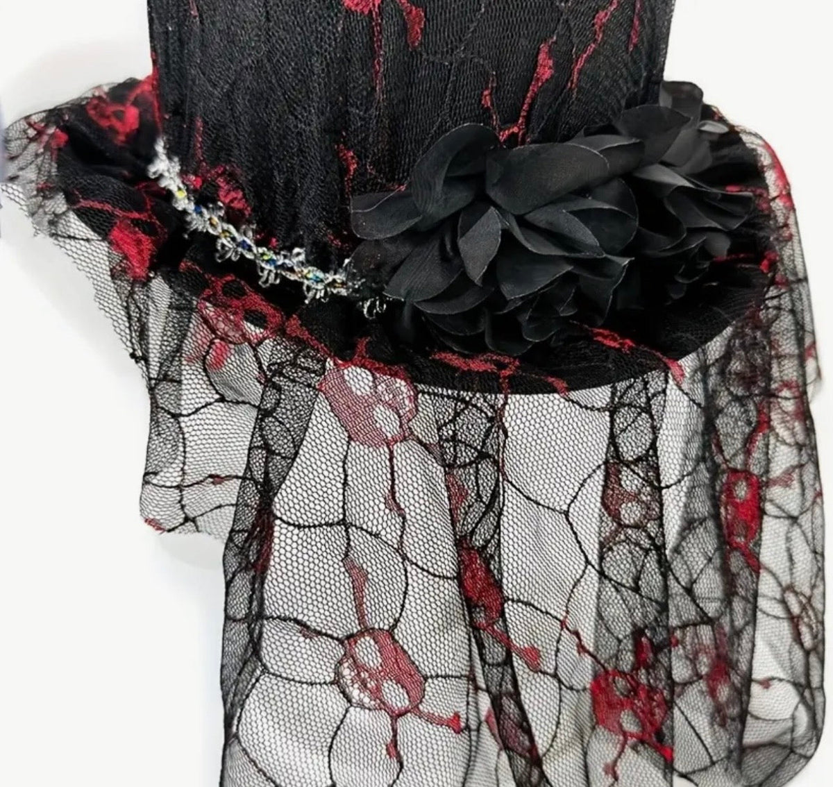 Black & Red Gothic Skull Lace Top Hat