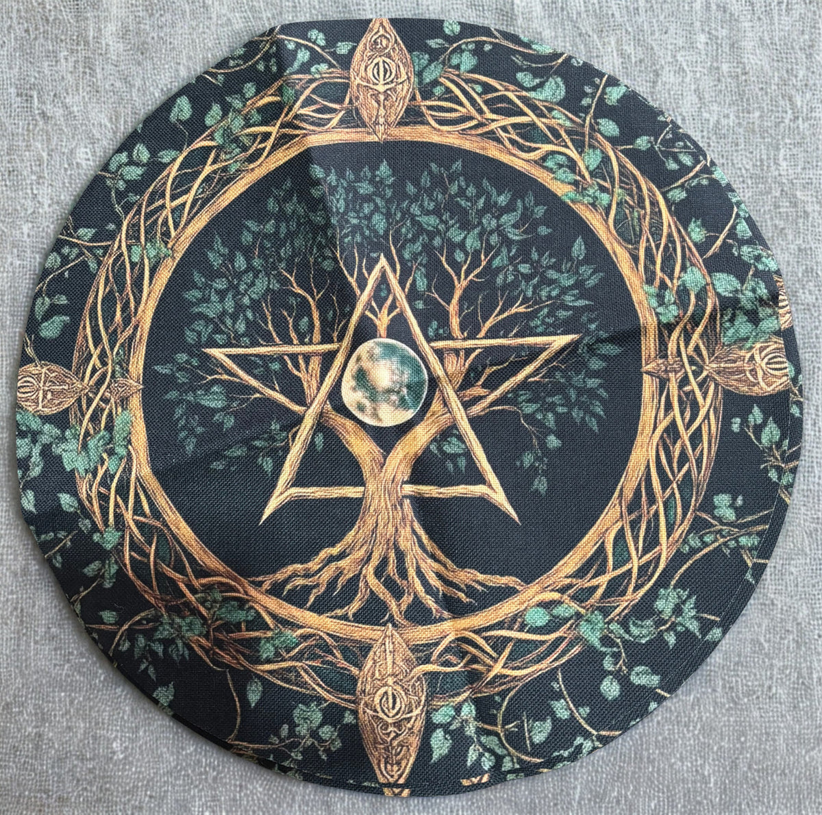 Tree of Life Pentagramn Round Placemats
