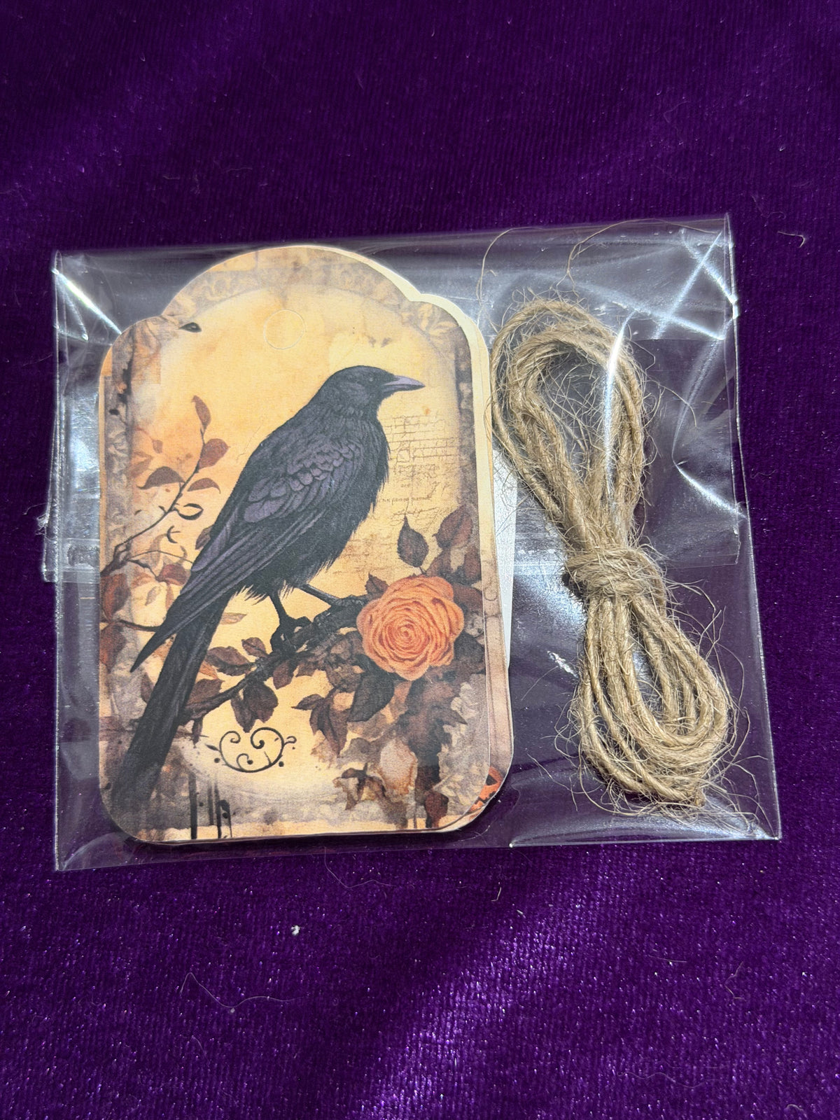 Vintage Gothic Gift Tags – Pack of 8