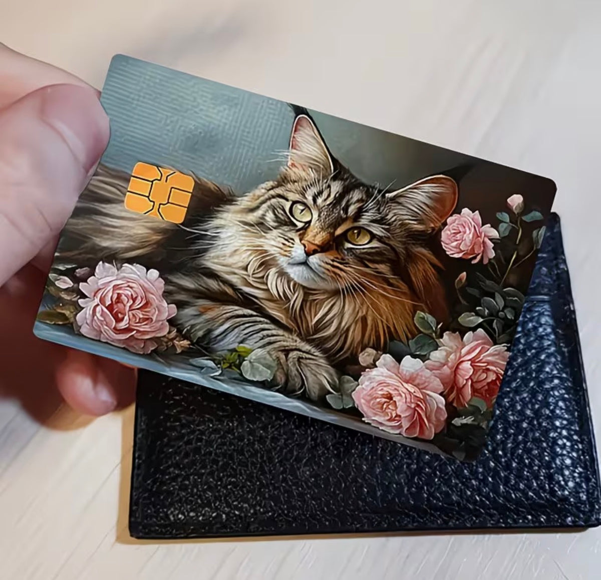 Maine Coon & Roses Bank Card Skin