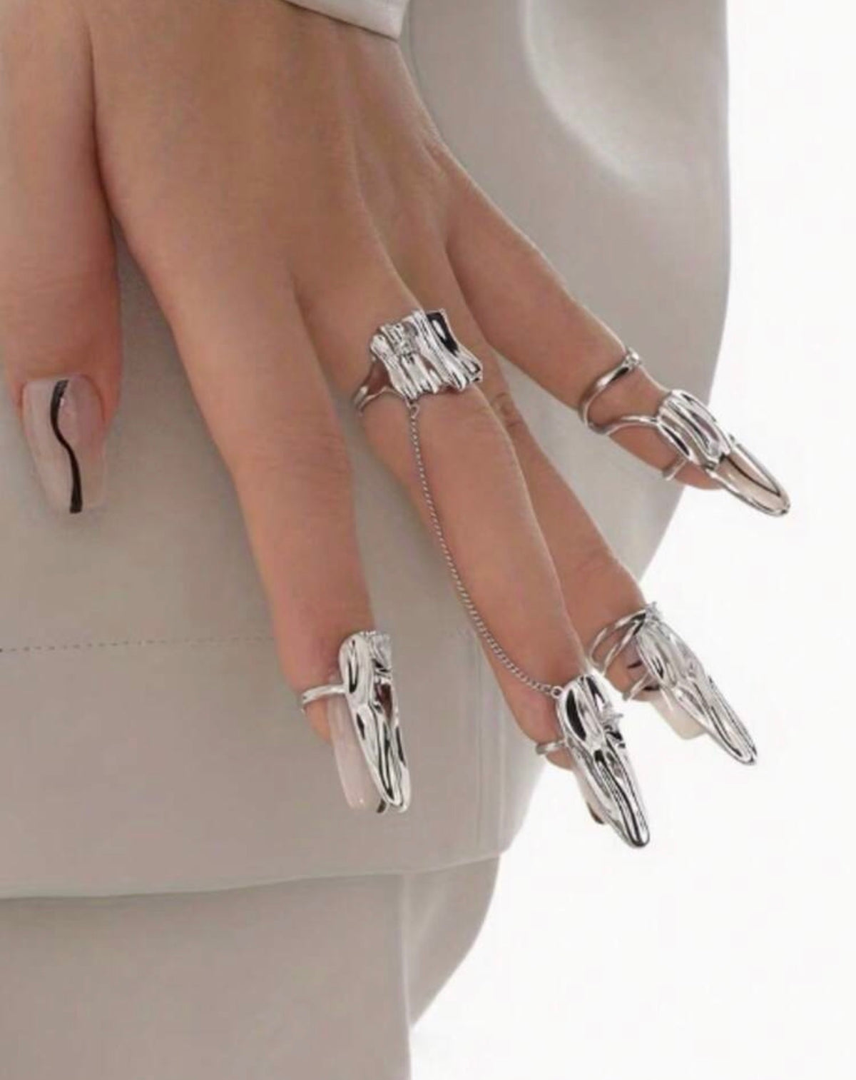 Silver-Tone Gothic Armour Finger Ring Set – 5 Pieces