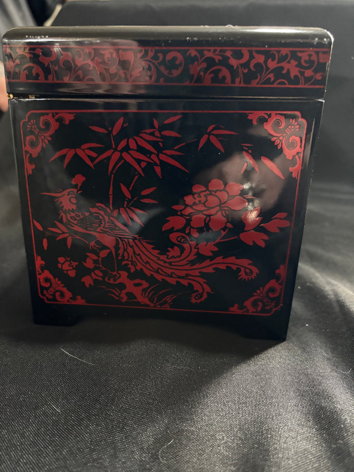 Vintage 1998 Chinese Black & Red Lacquer Jewellery Box – Hong Kong