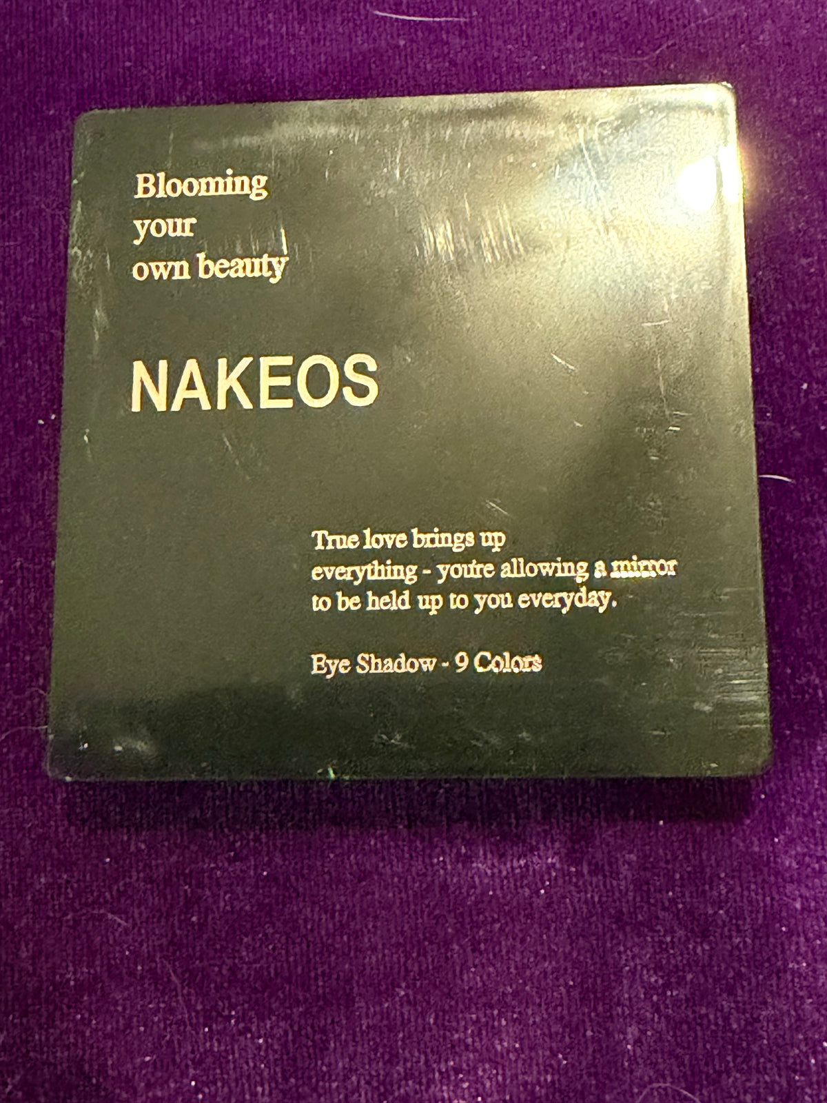 NAKEOS 9-Shade Gothic Eyeshadow Palette