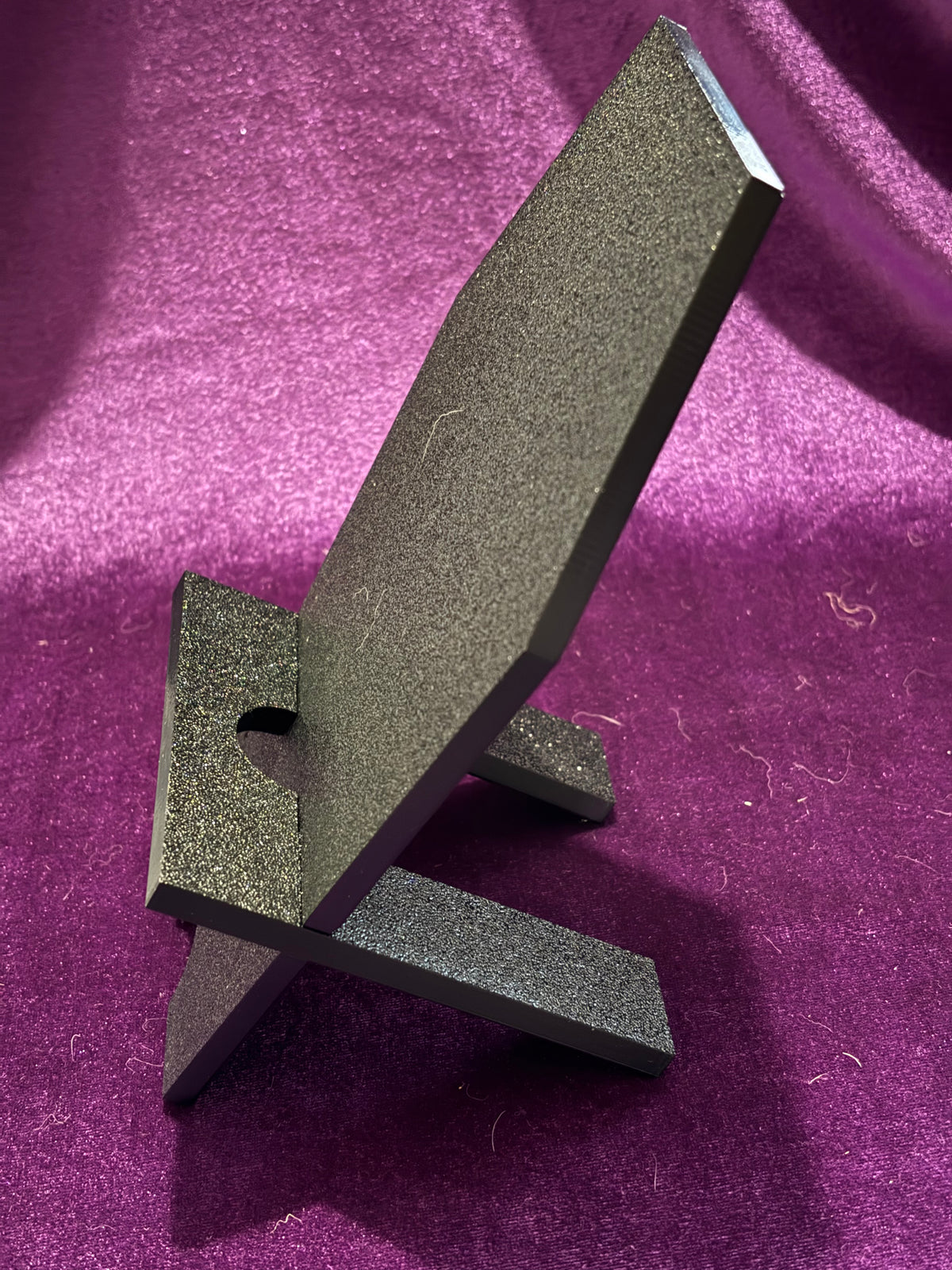 Coffin-Shaped Gothic Mobile Phone Holder – 20cm