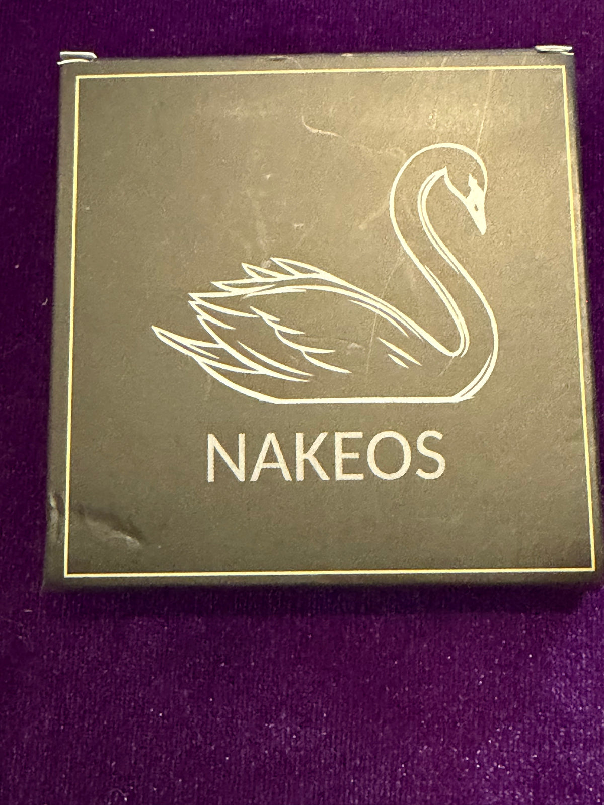 NAKEOS 9-Shade Gothic Eyeshadow Palette