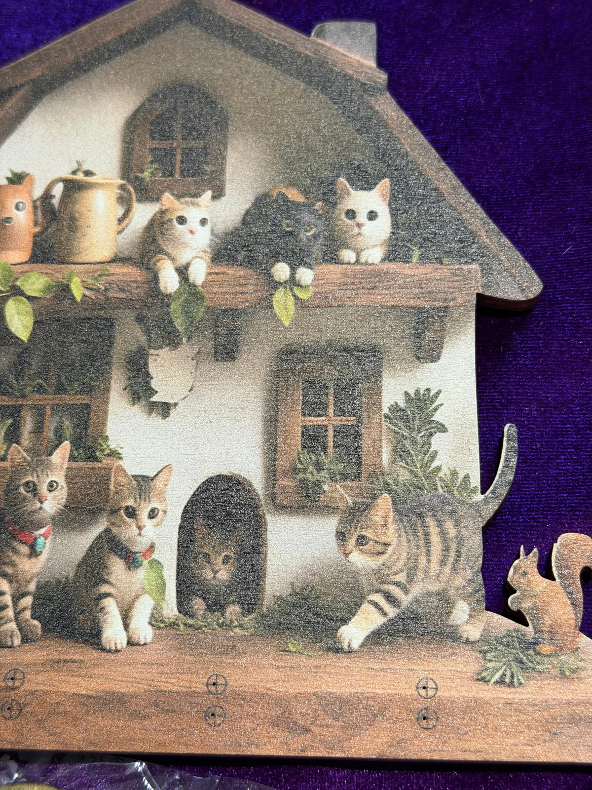 Cats at Home Wall-Mounted Key Holder