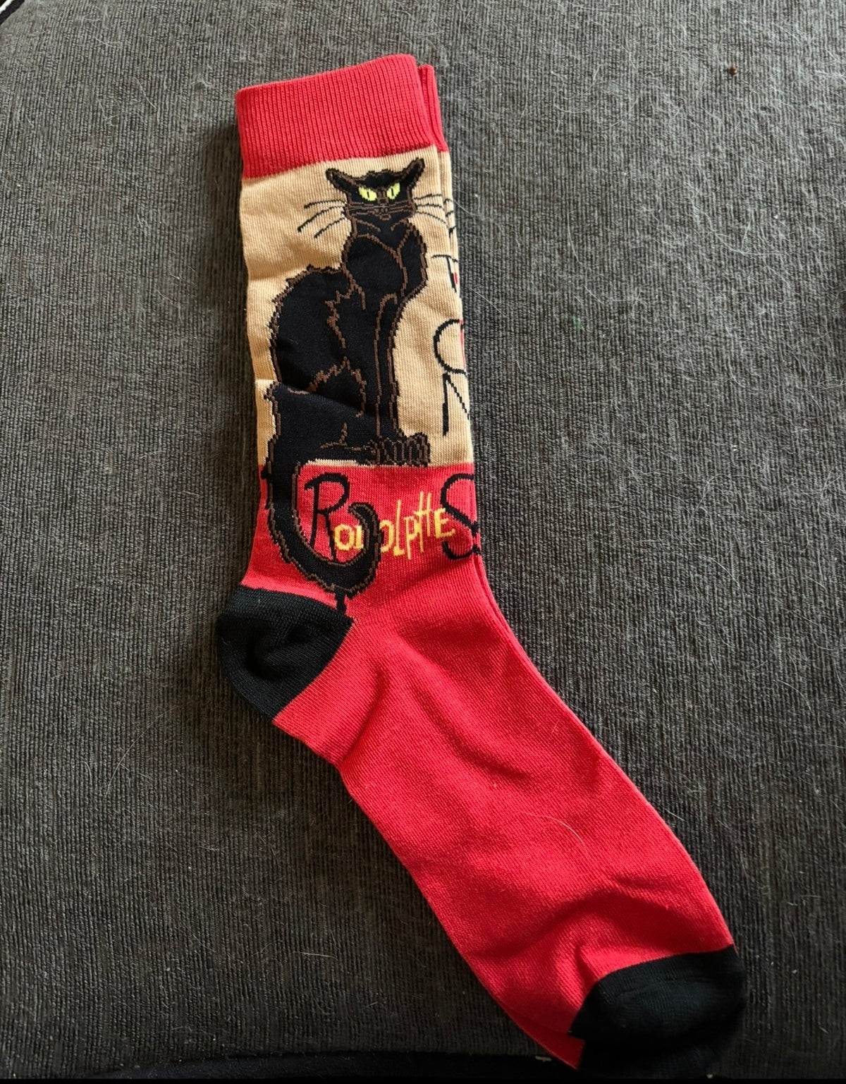 Le Chat Noir Black Cat Art Socks – Red & Cream – Up to UK Size 8