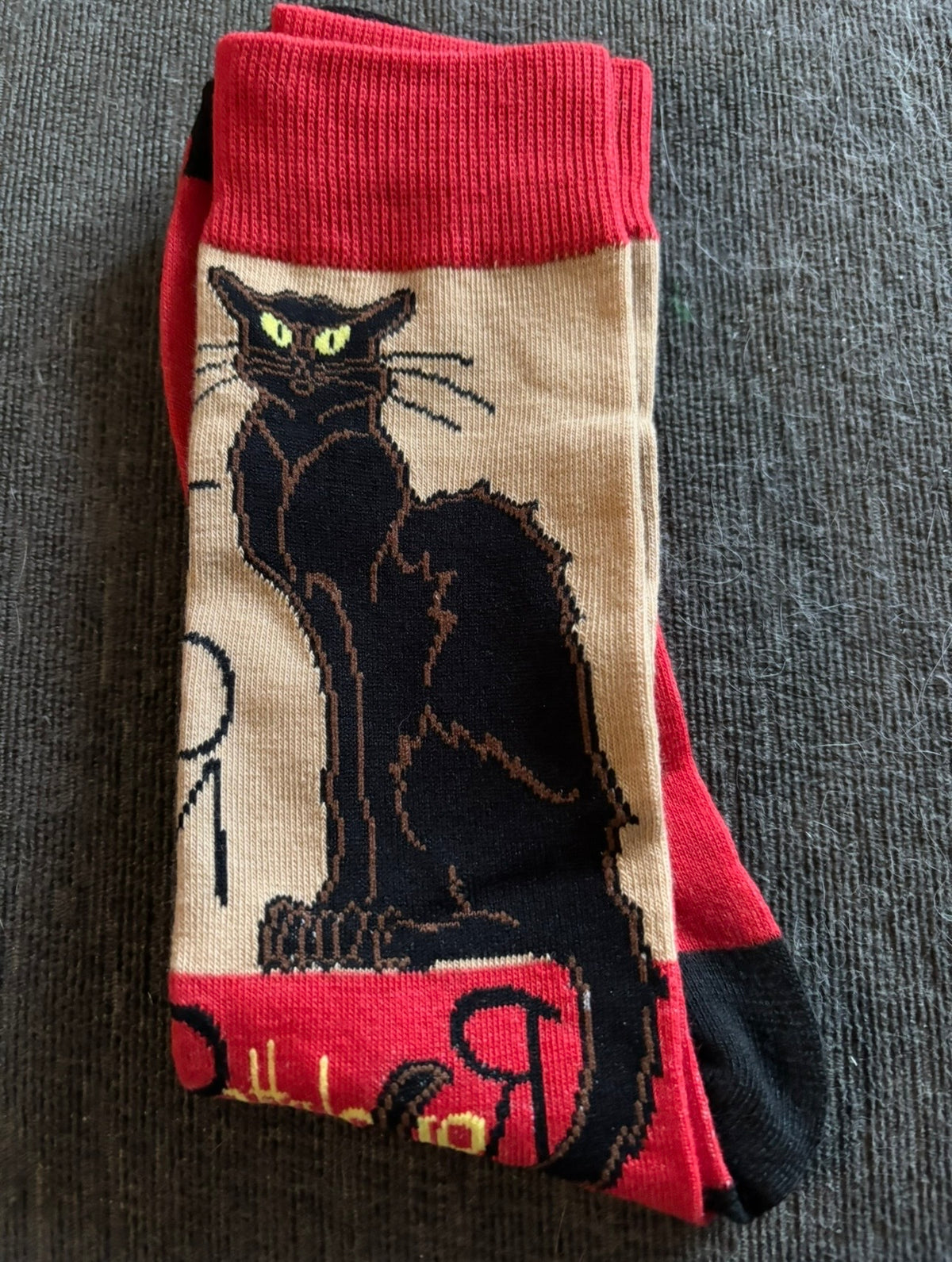 Le Chat Noir Black Cat Art Socks – Red & Cream – Up to UK Size 8