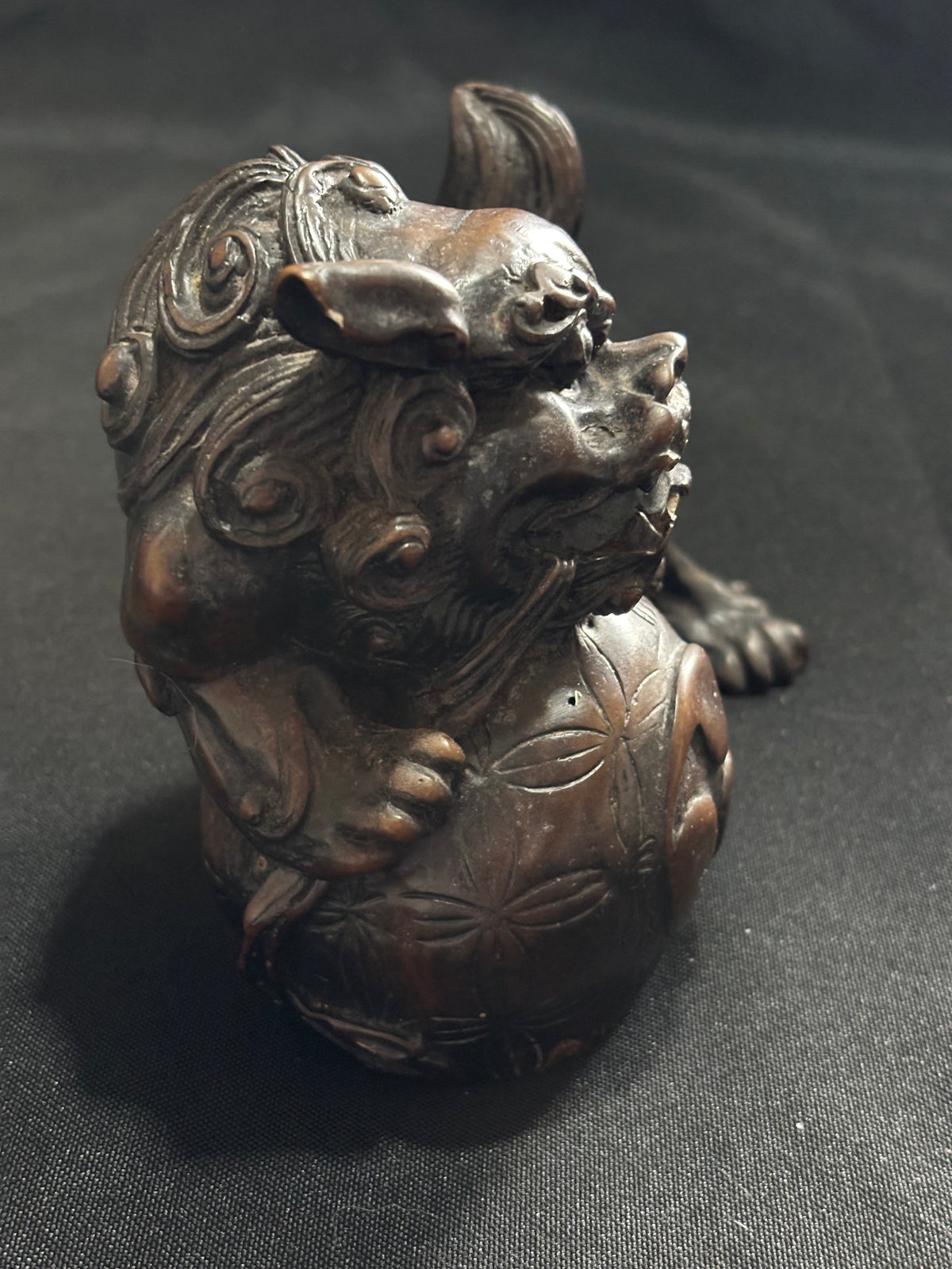 Vintage Heavy Resin Foo Dog Guardian Lion with Brocade Ball